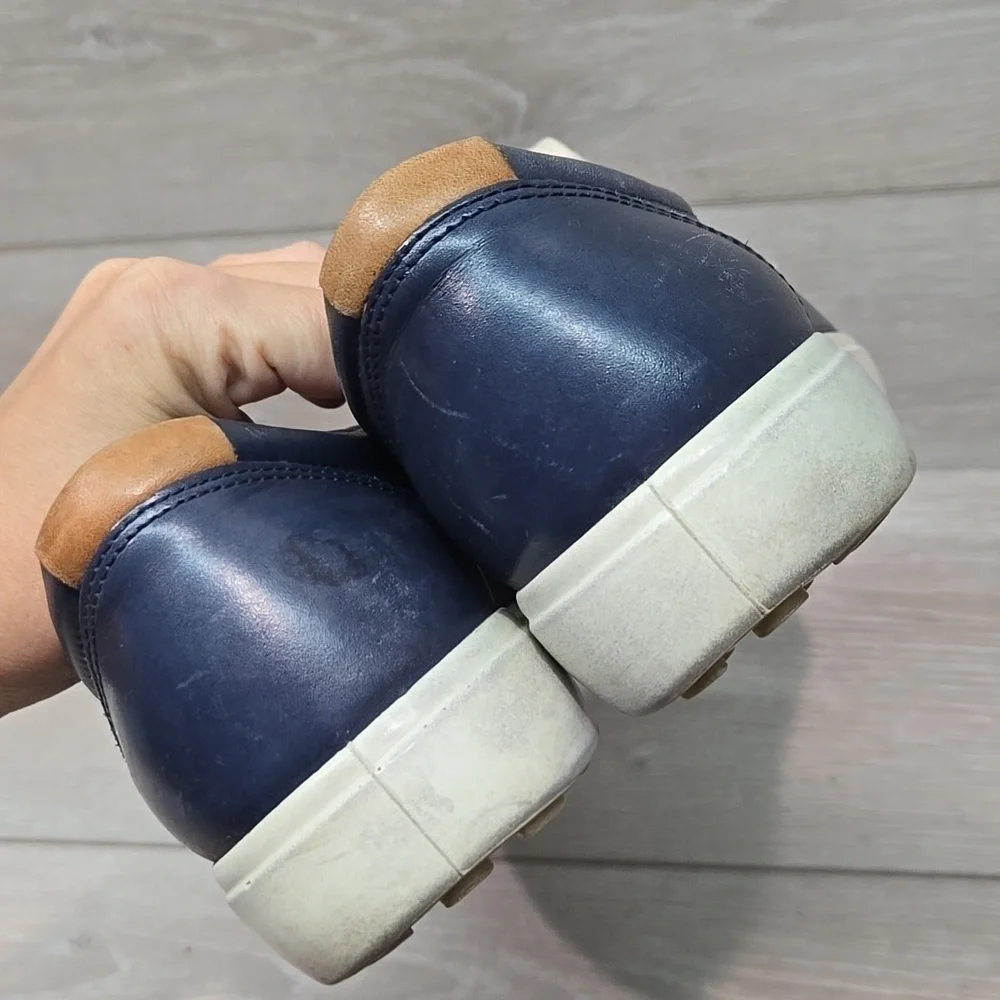 Ecco Women Sofft 7  Blue Leather Sneakers Comfort Shoes Sz 40/9 Slip On